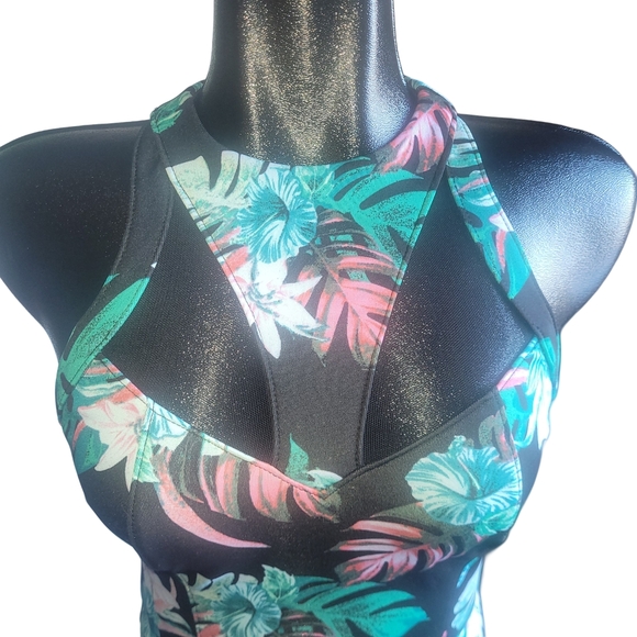 Guess Tropical Print Halter Crop Top XS - Picture 2 of 7